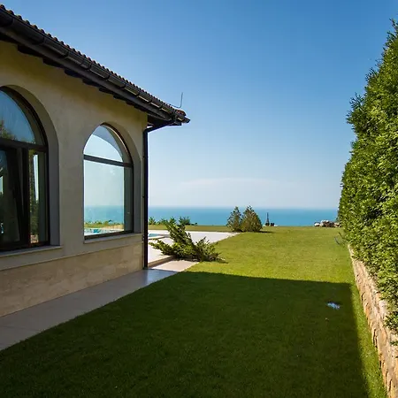 Private First Line With Sea View In Blacksearama Golf Vila