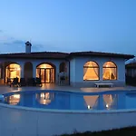 Private First Line With Sea View In Blacksearama Golf A Location Privacy Pool * Balçık