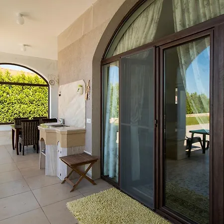 וילה Private First Line With Sea View In Blacksearama Golf *