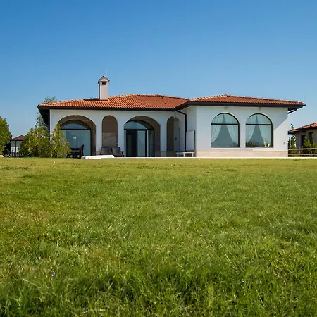 Private First Line With Sea View In Blacksearama Golf Villa *