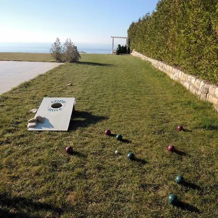 Луксозна вила Private First Line With Sea View In Blacksearama Golf A Location Privacy Pool Балчик
