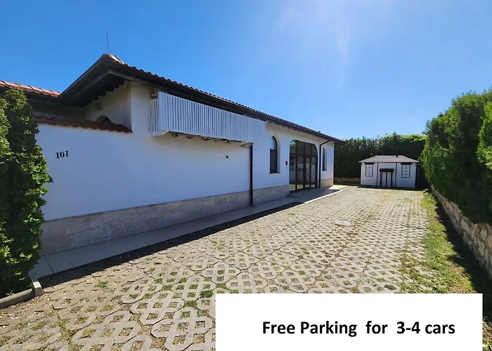 Villa Private First Line With Sea View In Blacksearama Golf *