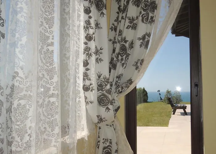 Villa Private First Line With Sea View In Blacksearama Golf