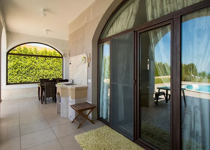 Villa Private First Line With Sea View In Blacksearama Golf *